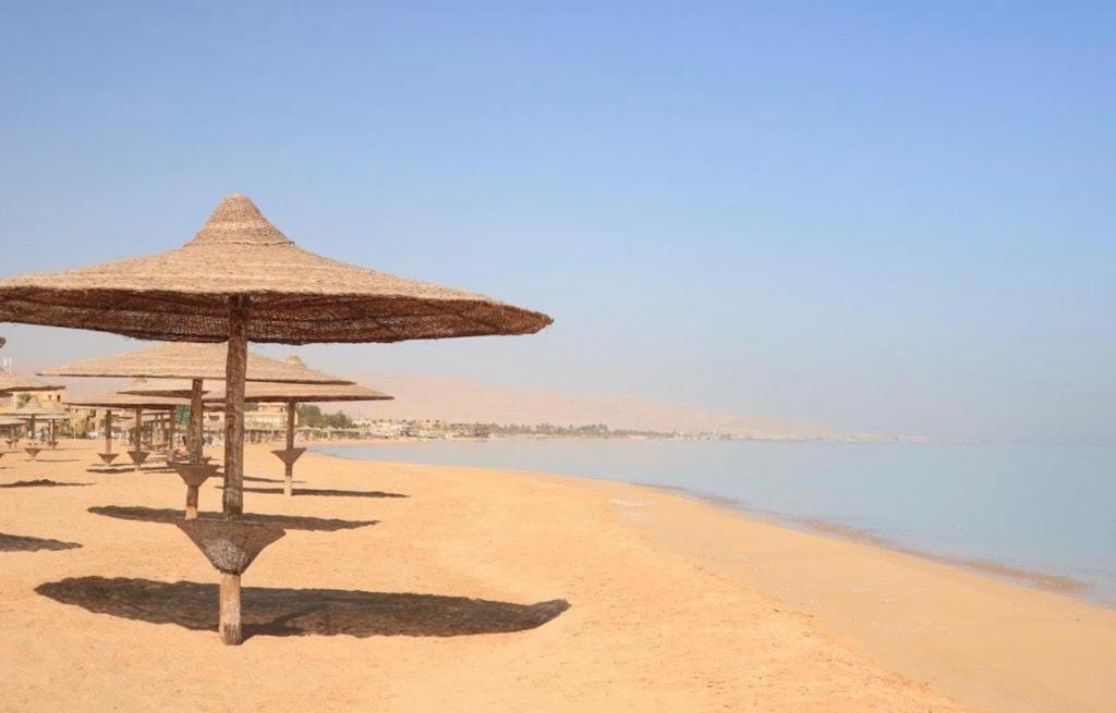 עיין סוחנה A Sea View Spacious Cheering 5 Bedroom Villa Ain Sokhna "Ain Bay" فيلا كاملة للإيجار قرية العين باي מראה חיצוני תמונה