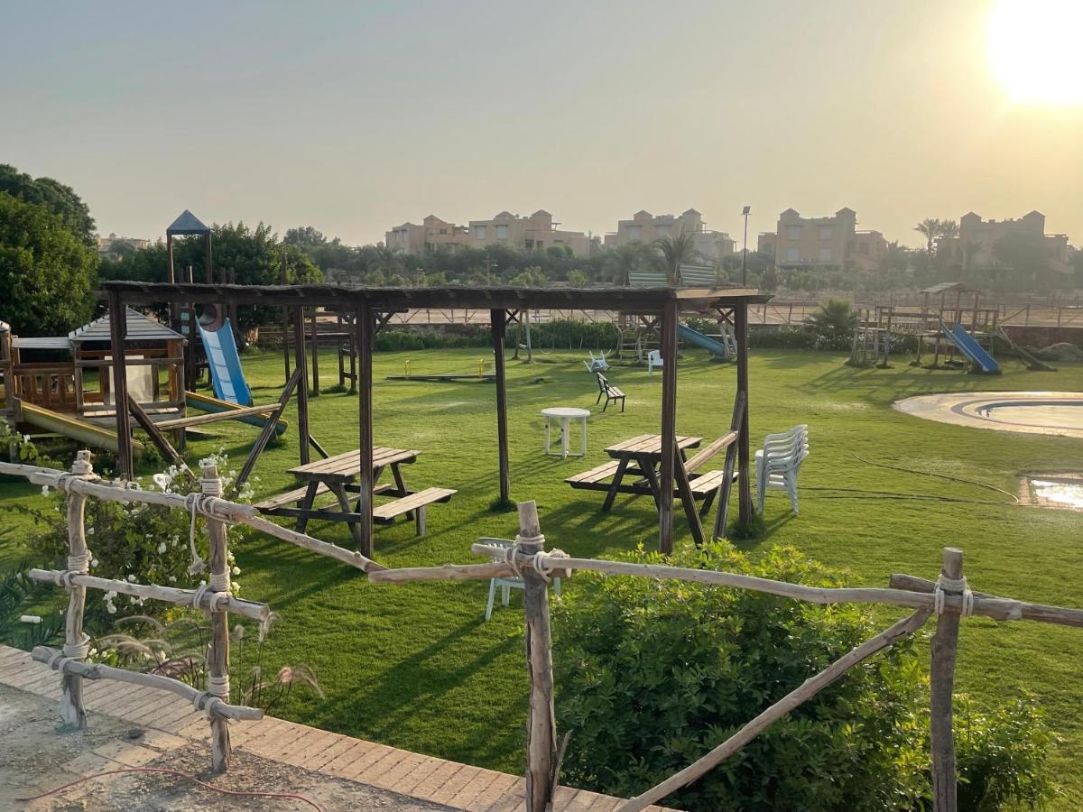 עיין סוחנה A Sea View Spacious Cheering 5 Bedroom Villa Ain Sokhna "Ain Bay" فيلا كاملة للإيجار قرية العين باي מראה חיצוני תמונה