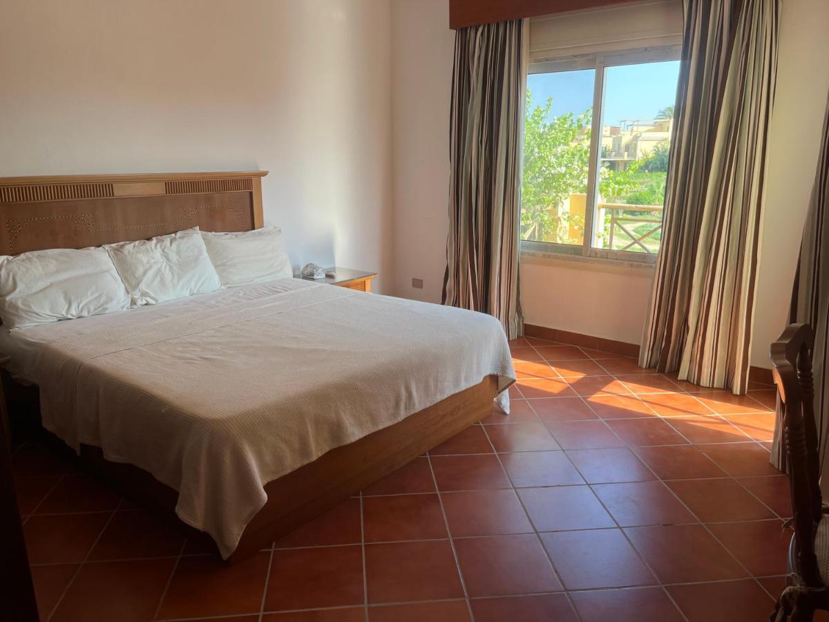 עיין סוחנה A Sea View Spacious Cheering 5 Bedroom Villa Ain Sokhna "Ain Bay" فيلا كاملة للإيجار قرية العين باي מראה חיצוני תמונה