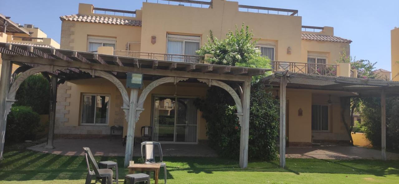 עיין סוחנה A Sea View Spacious Cheering 5 Bedroom Villa Ain Sokhna "Ain Bay" فيلا كاملة للإيجار قرية العين باي מראה חיצוני תמונה