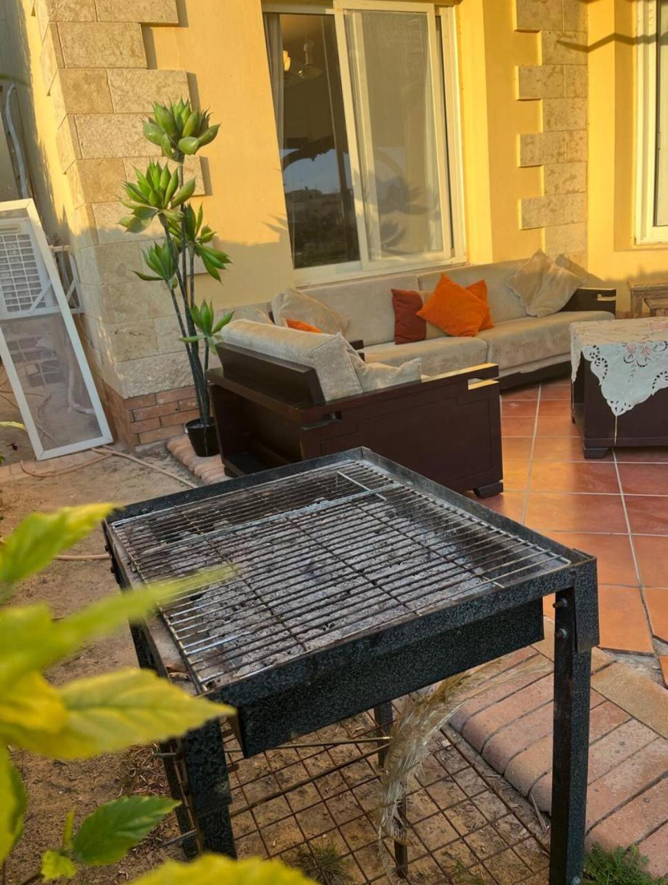 עיין סוחנה A Sea View Spacious Cheering 5 Bedroom Villa Ain Sokhna "Ain Bay" فيلا كاملة للإيجار قرية العين باي מראה חיצוני תמונה
