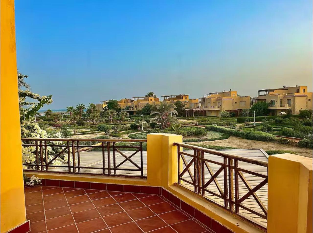 עיין סוחנה A Sea View Spacious Cheering 5 Bedroom Villa Ain Sokhna "Ain Bay" فيلا كاملة للإيجار قرية العين باي מראה חיצוני תמונה