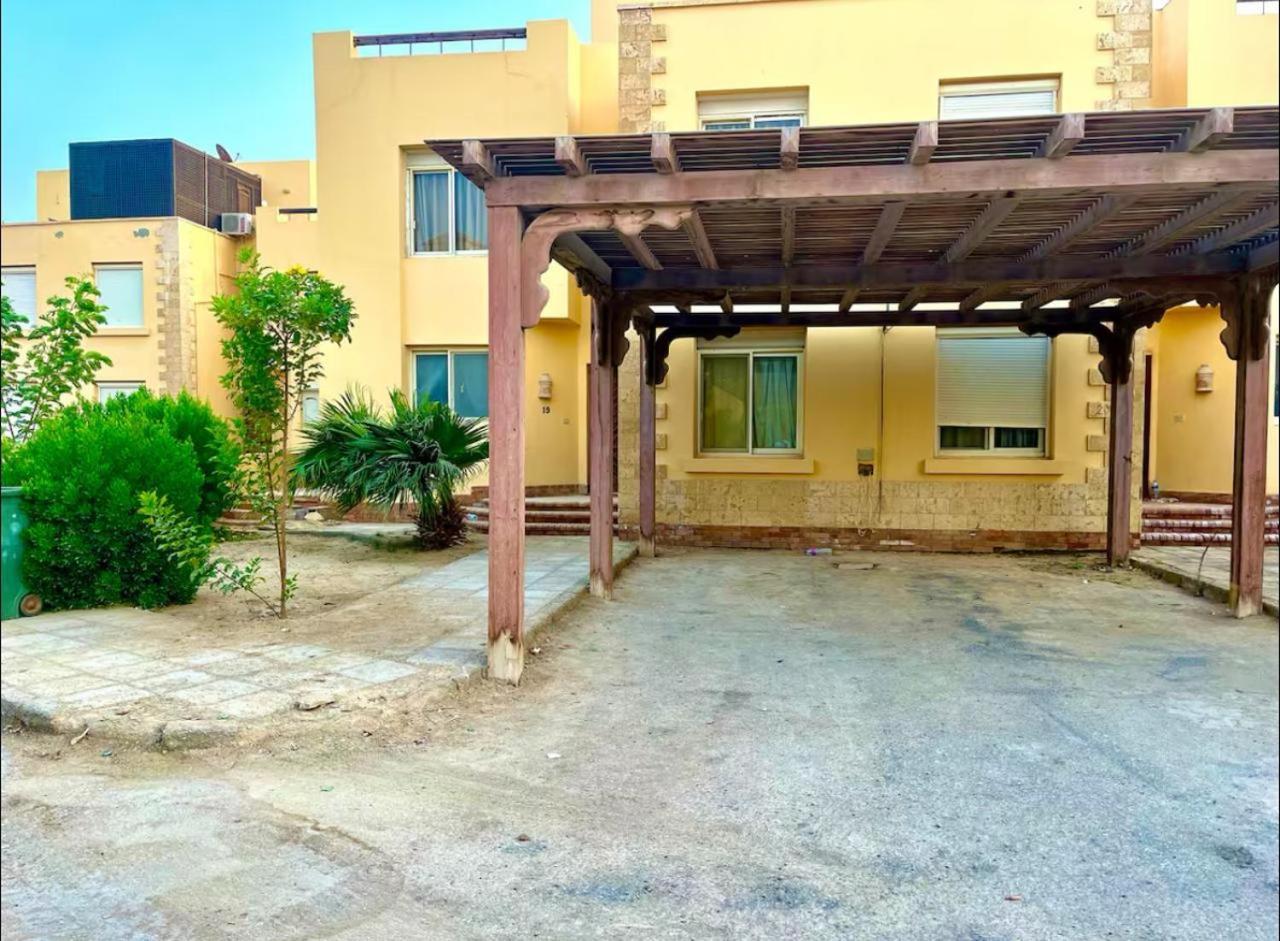 עיין סוחנה A Sea View Spacious Cheering 5 Bedroom Villa Ain Sokhna "Ain Bay" فيلا كاملة للإيجار قرية العين باي מראה חיצוני תמונה